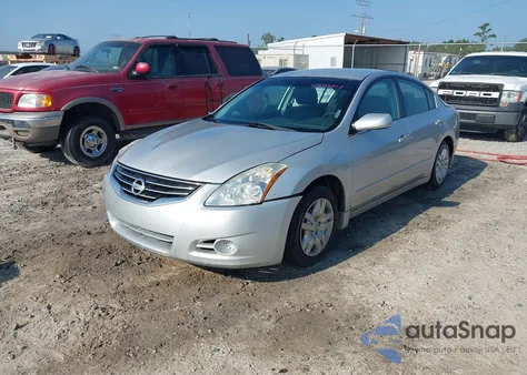 2012 Nissan Altima 2.5 S z USA, uszkodzony, nr VIN 1N4AL2AP8CN563930